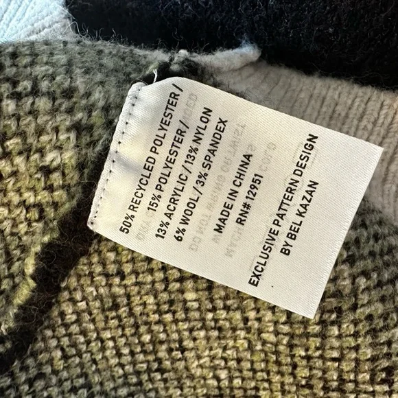 New with Tag Anthropologie Bel Kazan Cardigan with Martini Design One Size - Picture 13 of 14